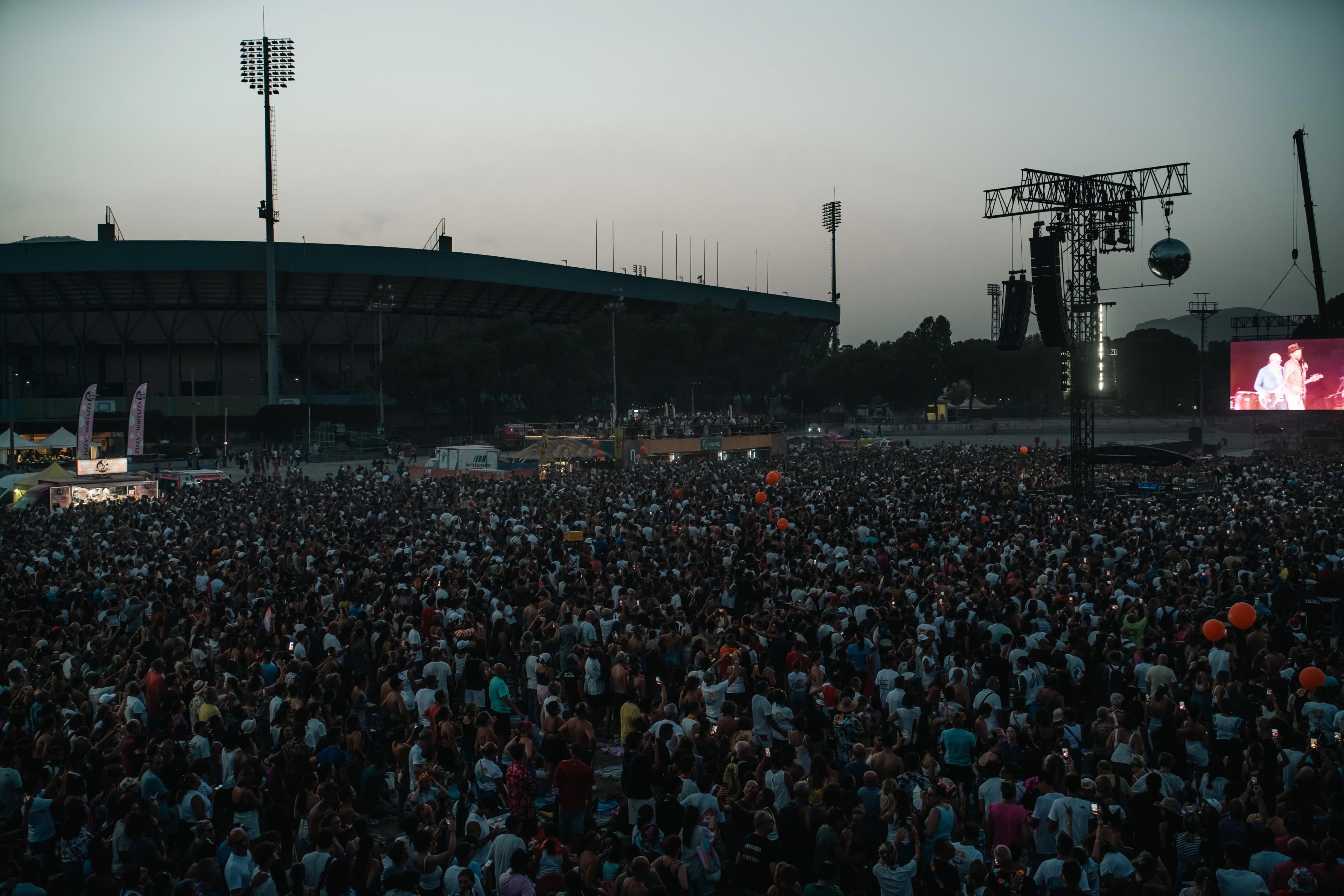 Dietro le quinte di Jovanotti: due giorni con SIPET alla Favorita gallery 2