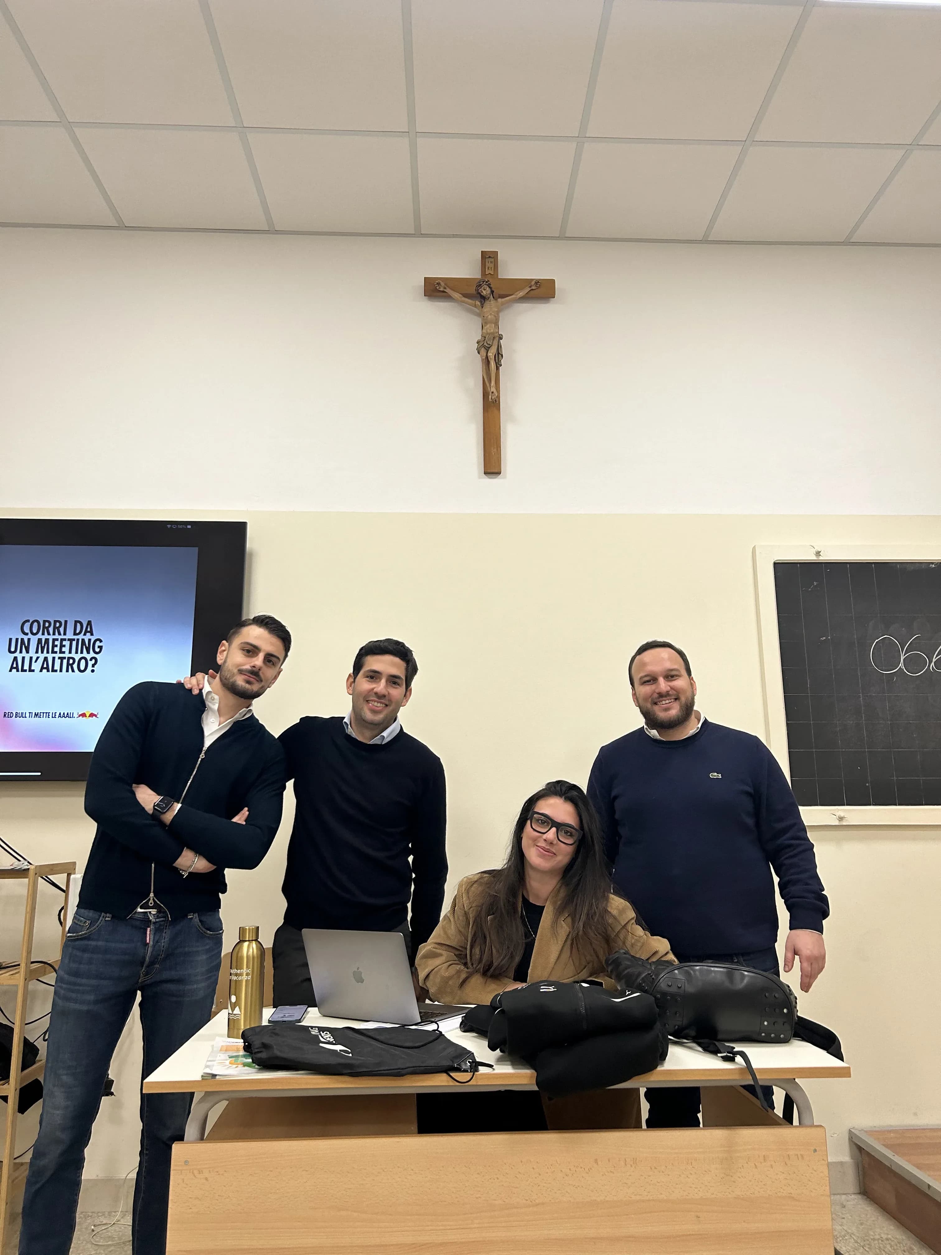 Brand Identity e AI: Un'Esperienza Creativa con gli Studenti del Liceo Don Bosco Ranchibile gallery 8